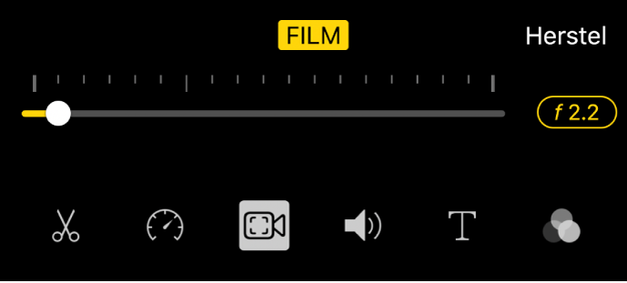 De schuifknop voor de scherptediepte die verschijnt wanneer je op de filmknop tikt.