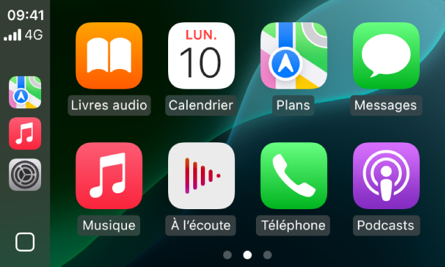 Accueil CarPlay affichant Plans, Musique et Messages dans la barre latérale. À droite se trouvent Livres audio, Calendrier, Plans, Messages, Musique, À l’écoute, Téléphone et Podcasts.