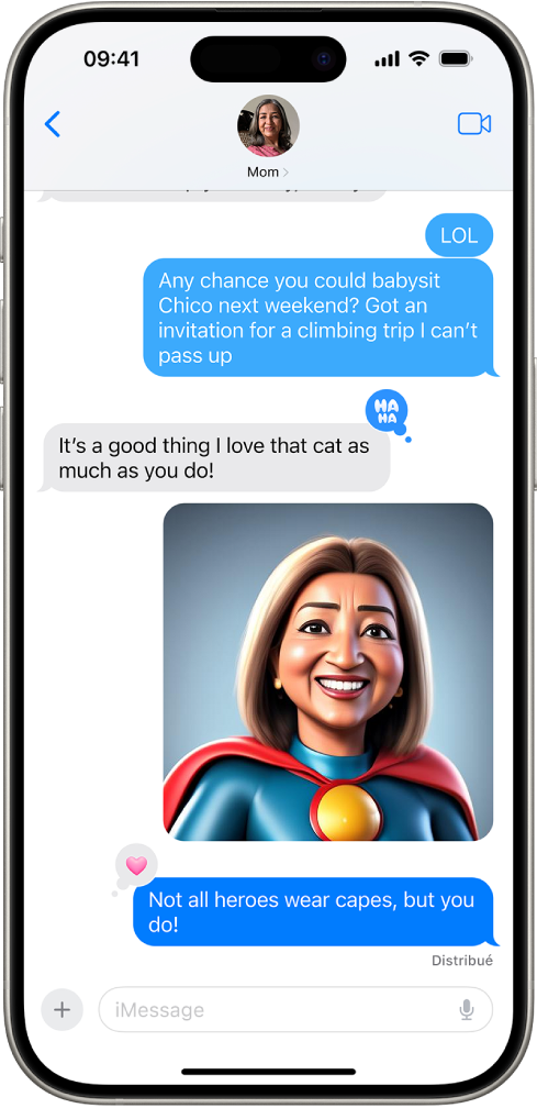 iPhone affichant une conversation dans l’app Messages. Une image créée avec Image Playground apparaît au milieu de l’écran.