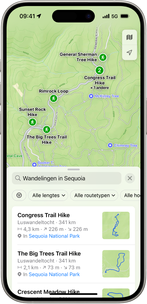 De Kaarten-app met zoekresultaten voor wandeltochten in een nationaal park.