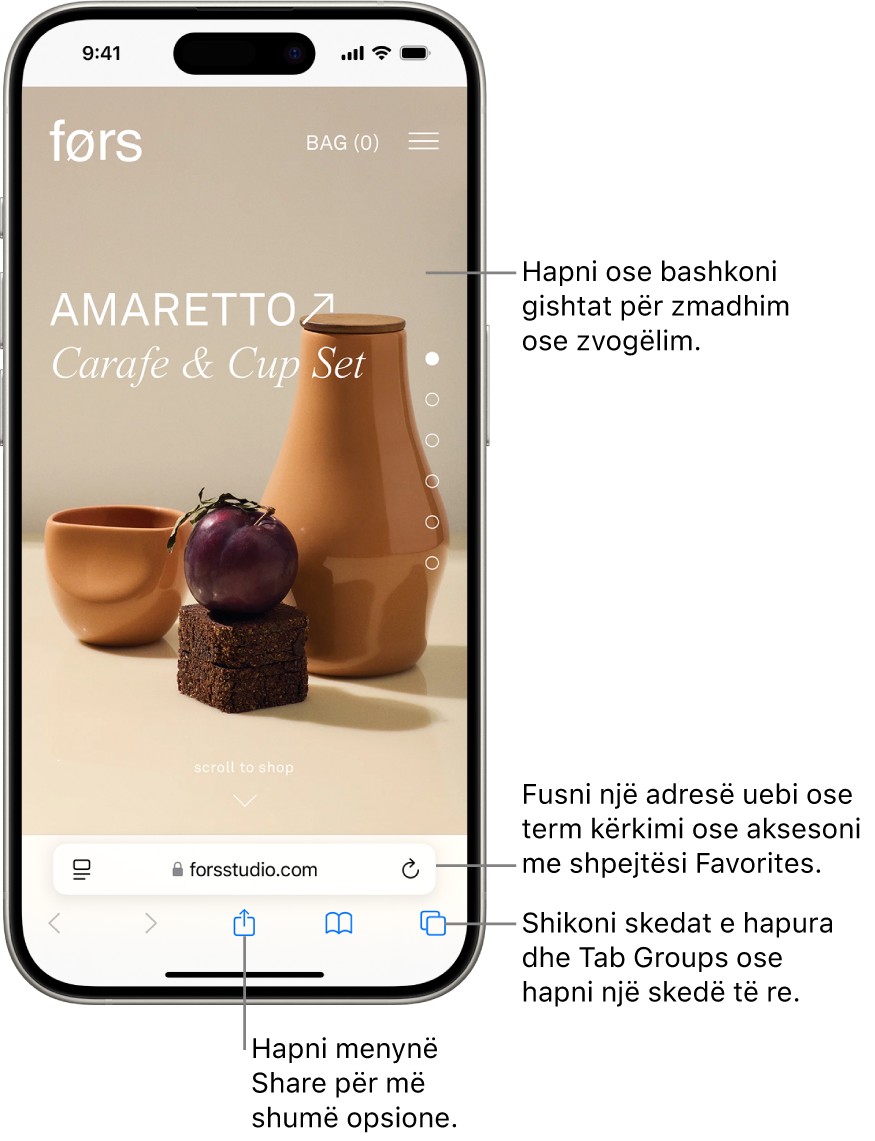 Një sajt uebi i hapur në Safari, me fushën e adresës në fund. Në pjesën e poshtme, nga e majta në të djathtë, ndodhen butonat Back, Forward, Share, Bookmarks dhe Tabs.
