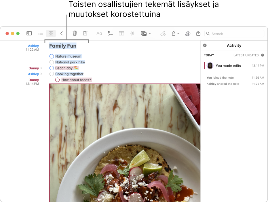 Muistiinpano, jossa on tarkistuslista perheen toiminnoista. Toisen osallistujan tekemät muutokset on korostettu.