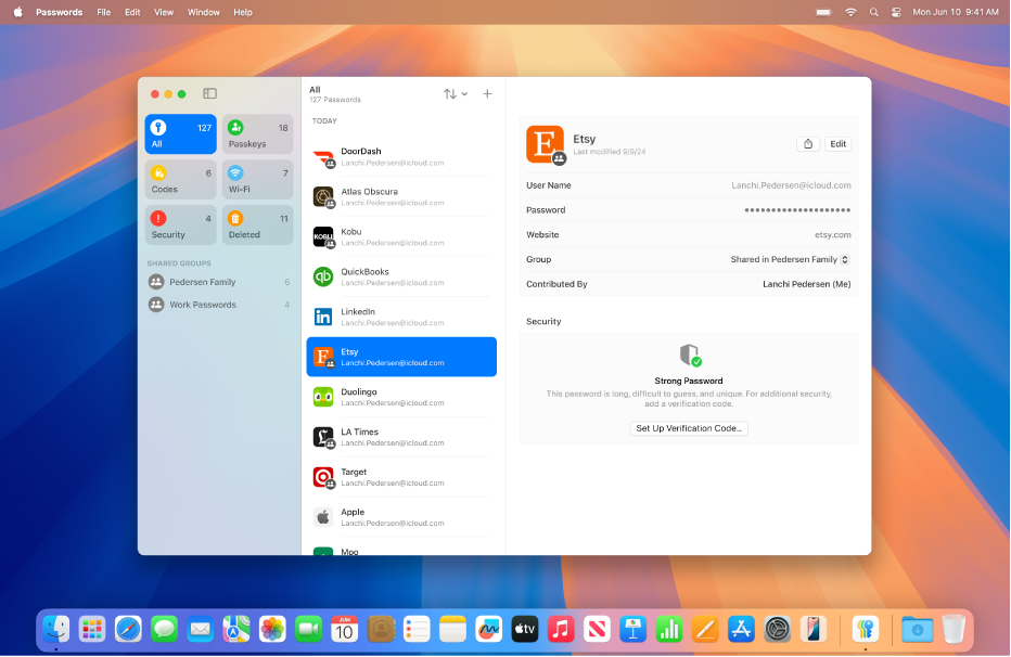 Desktop Mac menunjukkan app Kata Laluan.