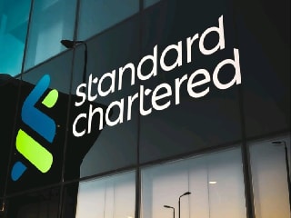 Standard Chartered Introduces Crypto Service in Luxembourg Under MiCA Regulations