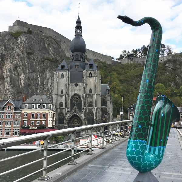 Saxofoons in Dinant - Travelvibe