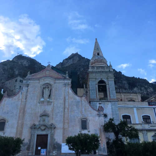 Taormina kerk