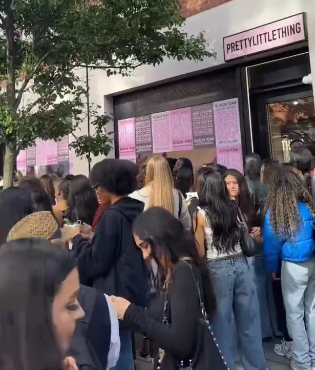 women queuing 