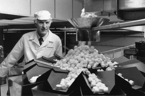 Taveners Sweets, Liverpool, 28th October 1991, Bill Tavener watches the high tech weighing machine, measuring out marshmallows.