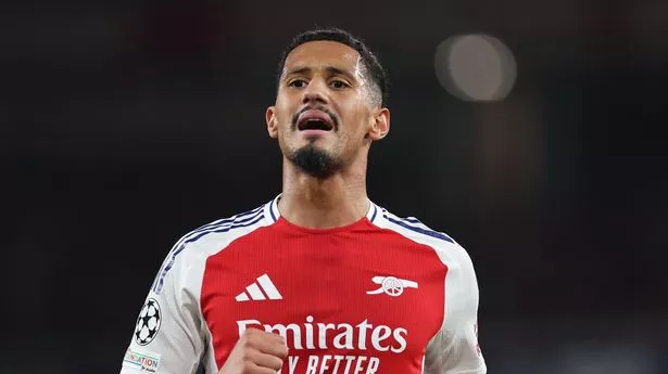 LONDON, ENGLAND - OCTOBER 22: William Saliba of Arsenal during the UEFA Champions League 2024/25 League Phase MD3 match between Arsenal FC and FC Shakhtar Donetsk at Emirates Stadium on October 22, 2024 in London, England. (Photo by Catherine Ivill - AMA/Getty Images)