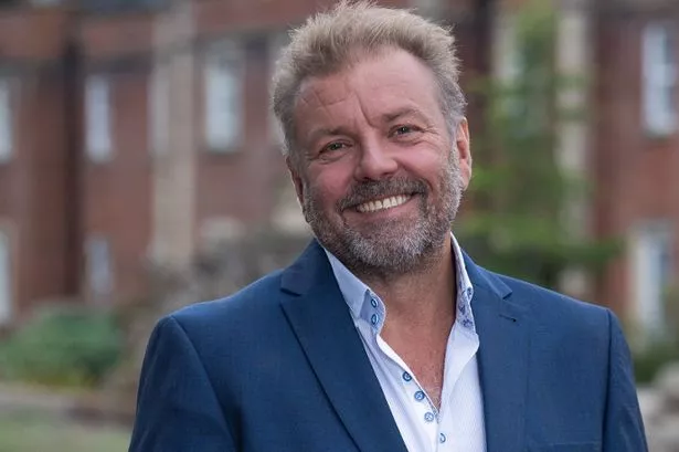 martin roberts