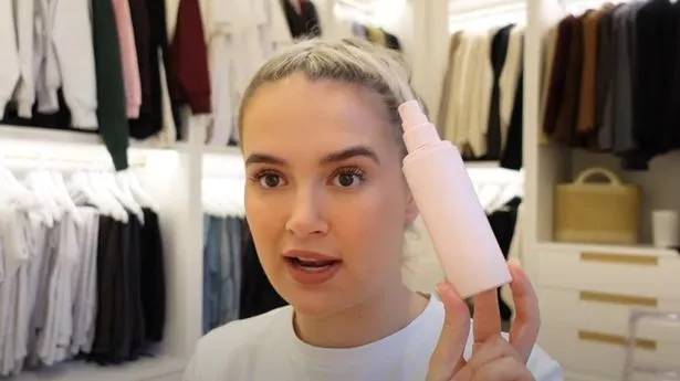 Molly-Mae Hague using Kylie Jenner's Kylie Cosmetics Setting Spray