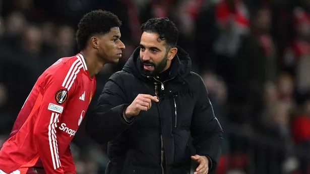 Ruben Amorim speaks to Marcus Rashford