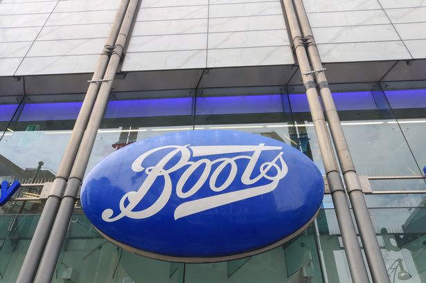 Boots has a huge sale on Christmas gift sets