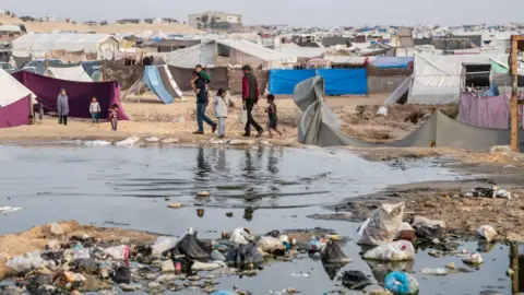 Getty Images Palestinians taking refuge and living in tents due to ongoing Israeli attacks in Gaza