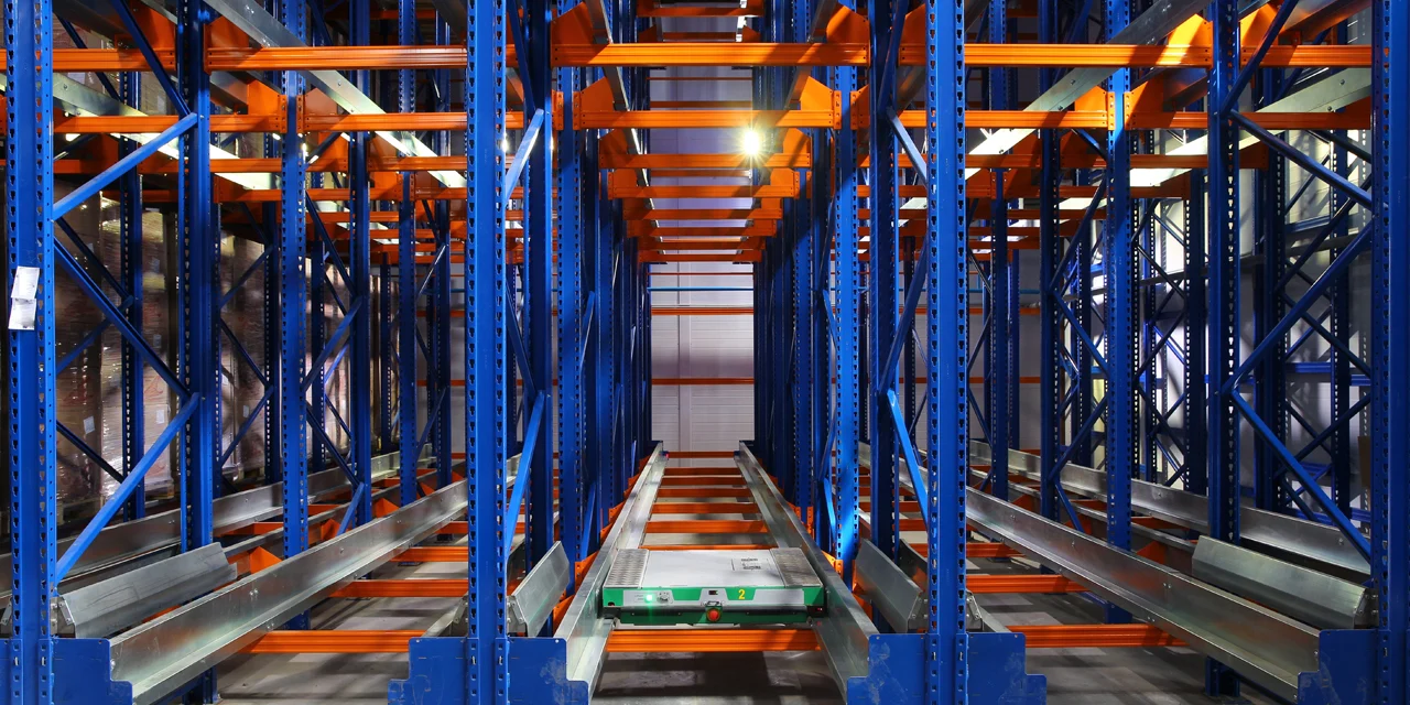 A Guide to Pallet Shuttle Racking System