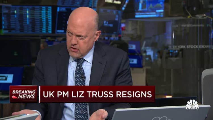 UK PM Liz Truss' resignation should not have an impact on US markets, says Jim Cramer