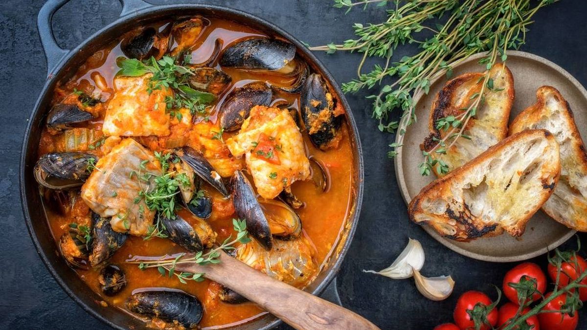 Prepara una bouillabaisse como si estuvieras en Moscú en 1901