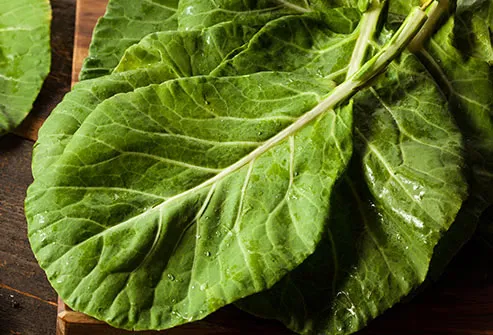 Dark leafy greens can help you avoid magnesium deficiency. 