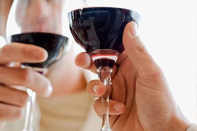 Resveratrol in red wine may help keep blood vessels healthy and reduce the risk of blood clots. 