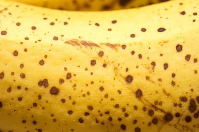 You can find potassium, antioxidants, lutein, and tryptophan in banana peels. 