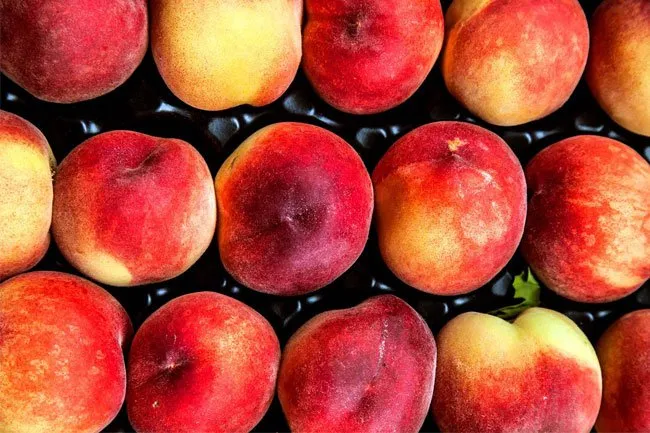 Peach skins are rich in vitamin A and fiber. 