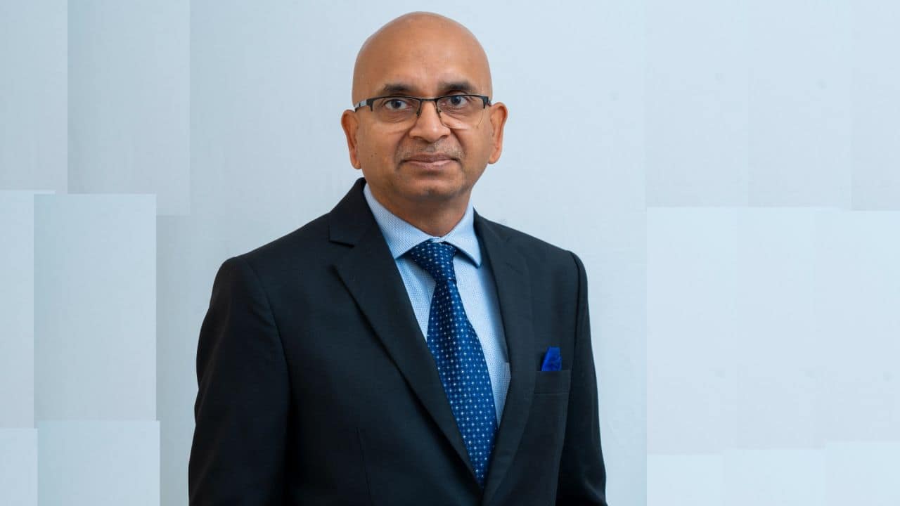 Daily Voice: Ladderup's Raghvendra Nath doesn't foresee any major policy announcements in budget that would significantly sway equity market sentiment