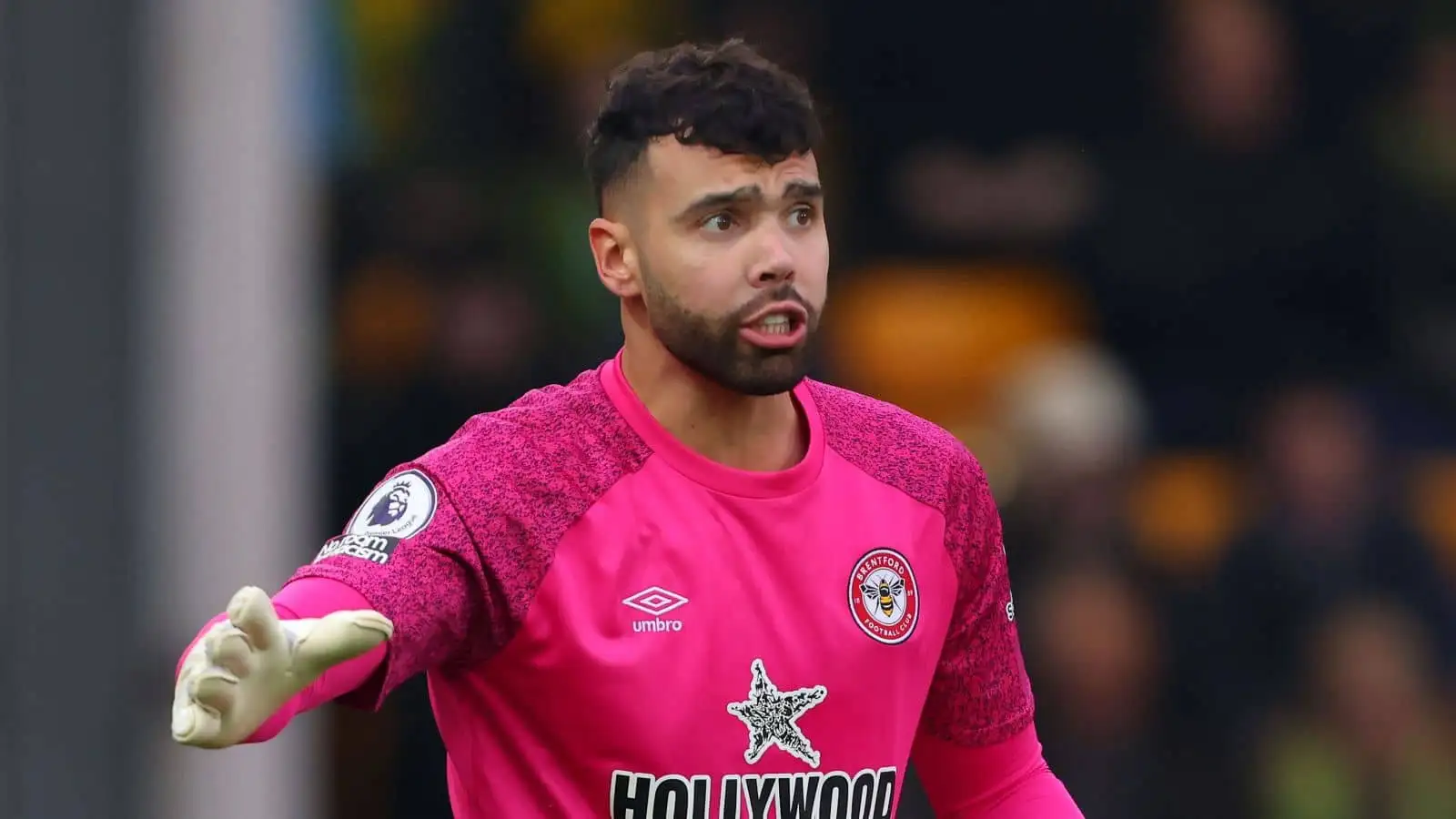 Man Utd transfers: Ruthless Ten Hag ‘agrees deal’ for new £44m goalkeeper with second arrival from Juventus now top priority