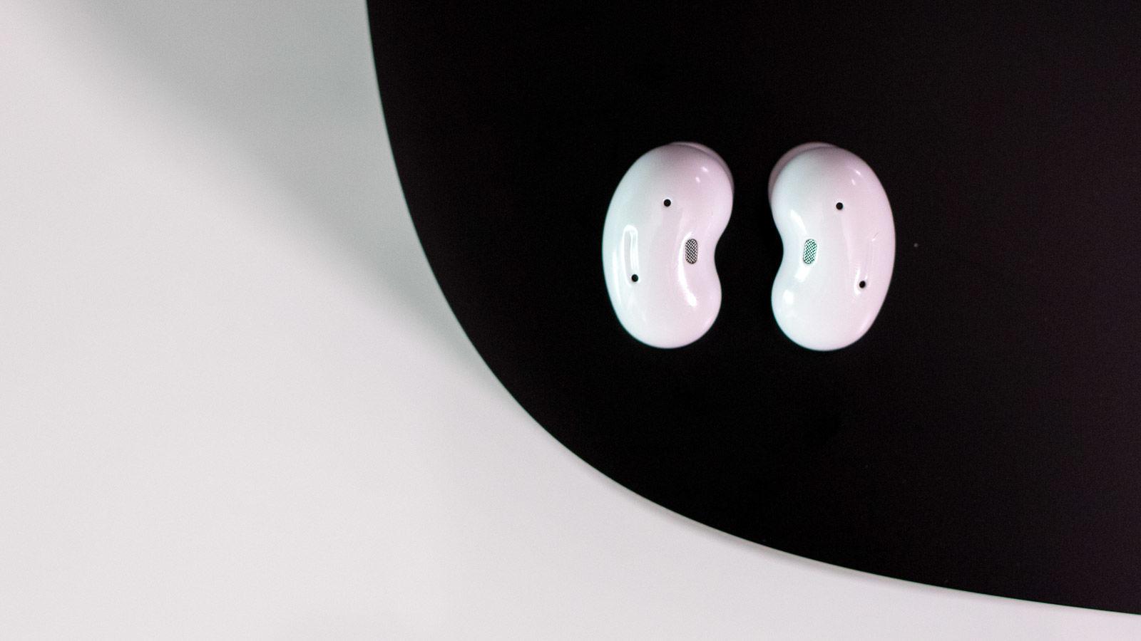 Samsung Galaxy Buds Live pair