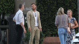 0712-blake-griffin-on-date-backgrid-03