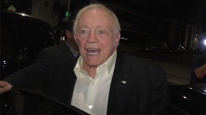 081822_jerry_jones_kal