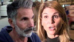 1024-Mossimo-Giannulli-Lori-Loughlin-tmz-01