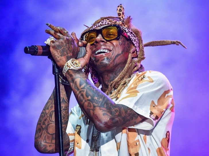 Lil Wayne's Performance Photos