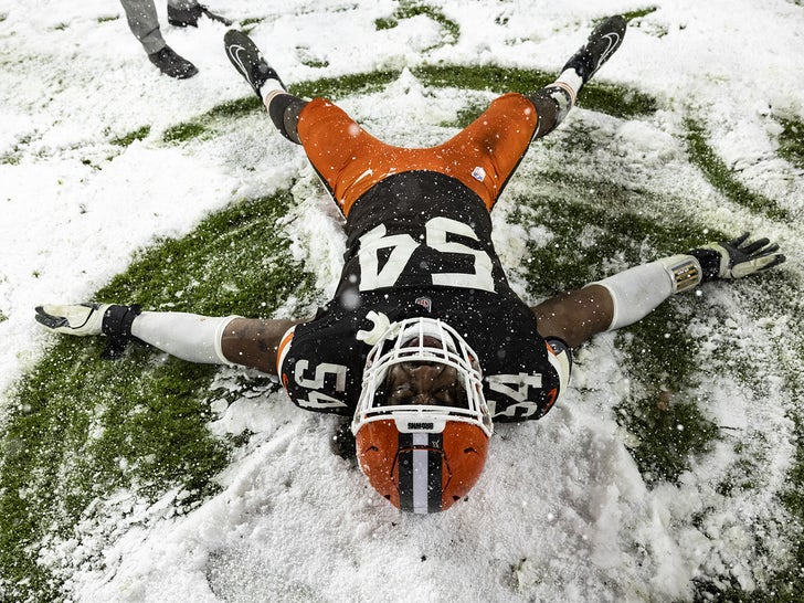 Steelers Vs Browns ... Thursday Night Football Snow-down