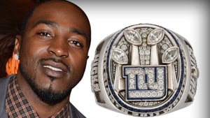 0829 Hakeem Nicks superbowl ring