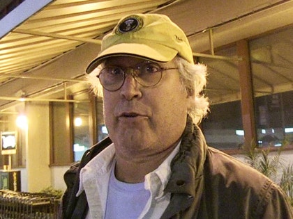 0222-chevy-chase-tmz-01