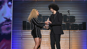 1206_beyonce_Kaepernick_getty-3