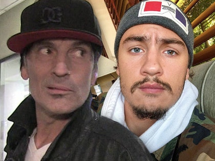 0619-brandon-lee-tommy-lee-tmz-insta-02