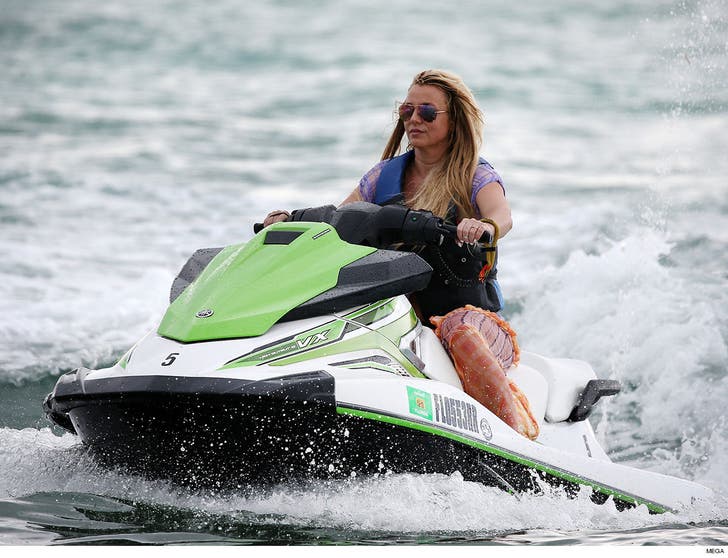 Britney Spears Jet Skis in Miami with Boyfriend Sam Asghari :: 0609-britney-spears-mega-4