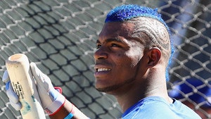 1024_yasiel-puig-blue-hair-getty