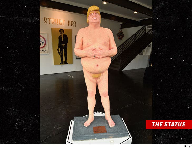 Zak Bagans Explains Why He Paid k for Naked Donald :: 0503-trump-statue-getty-4