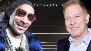 1201-snoop dogg-boxing-ryan kavanaugh-tmz-getty-1