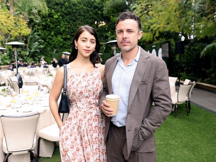 casey affleck and caylee cowan together photos 3