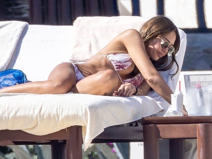 Jessica Alba's Cabo Bikini Bod