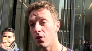 0929-chris-martin-tmz-01