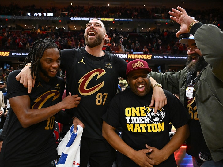 jason and travis kelce at cavs game