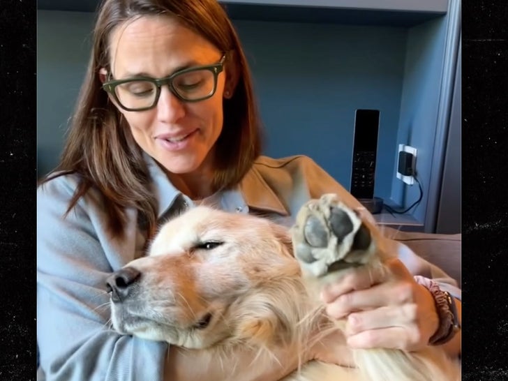 jennifer garner and dog