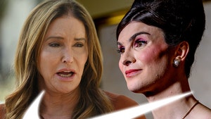 caitlyn jenner dylan mulvaney getty 2