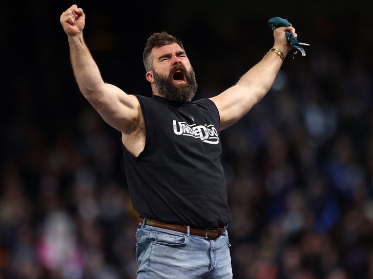 Jason Kelce At WrestleMania 40