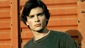 0801-tom-welling-memba-them-primary_720