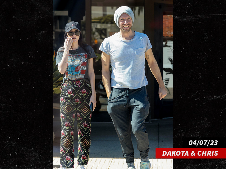 dakota johnson chris martin